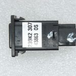 Isuzu Bighorn Opel Monterey aizmugurējā stikla apsildītāja slēdzis 8970184642