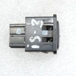 Opel Monterey Isuzu Trooper Ārējo spoguļu regulators Spoguļu slēdzis 97060167