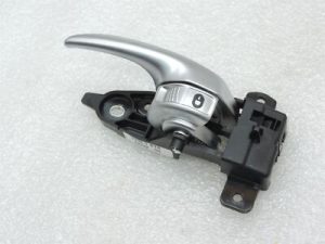 Ручка передней левой внутренней двери Jeep Renegade 735647340