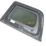 Jeep Renegade Aizmugures labās puses C-stilba ceturtdaļas stikls 51953868 AR DEFEKTU