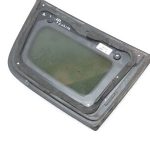Jeep Renegade Aizmugures labās puses C-stilba ceturtdaļas stikls 51953868 AR DEFEKTU