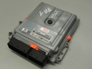 Jaguar XF 3.0CDTi dīzeļdzinēja vadības bloks ECU 9X2Q-12A650-P
