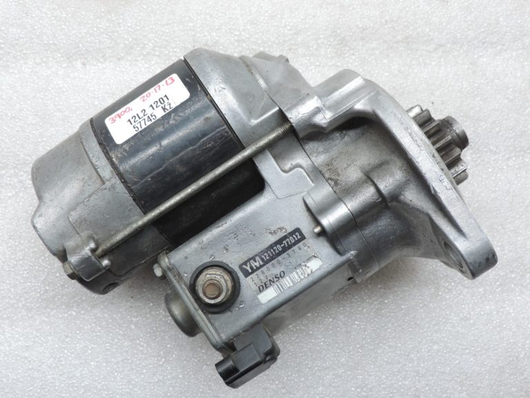 Oriģinālais John Deere Yanmar Hitachi Komatsu startera motors DENSO 121120-77012