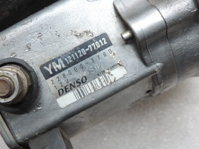 Oriģinālais John Deere Yanmar Hitachi Komatsu startera motors DENSO 121120-77012