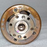 Opel X14XE Z14XE kloķvārpsta ar gultni 93190144 24467155 9242091 24454280