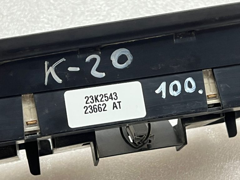 Opel Kombo trešais bremžu lukturis (kreisais) 9199781 09179553