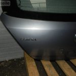 Opel Corsa D 5-tūres hečbeks aizmugurējā bagāžnieka vāks gaiši sudraba krāsā 163 Bagāžnieks