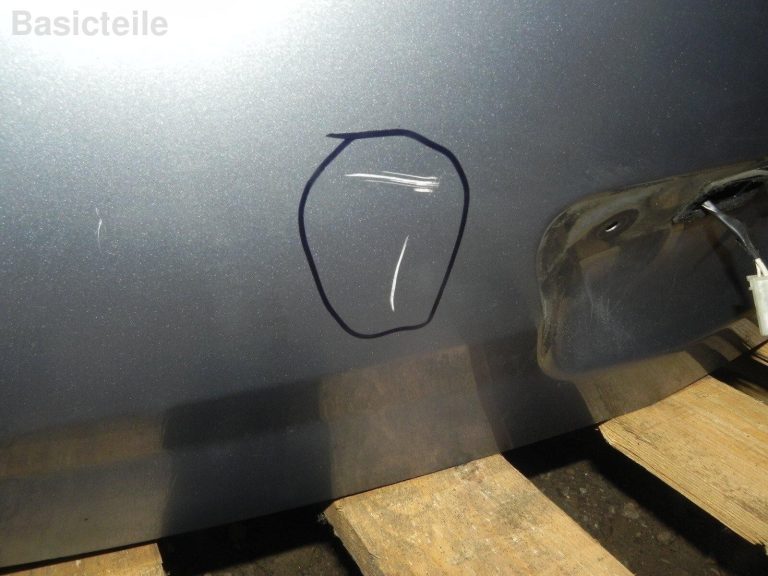 Opel Corsa D 5-tūres hečbeks aizmugurējā bagāžnieka vāks gaiši sudraba krāsā 163 Bagāžnieks