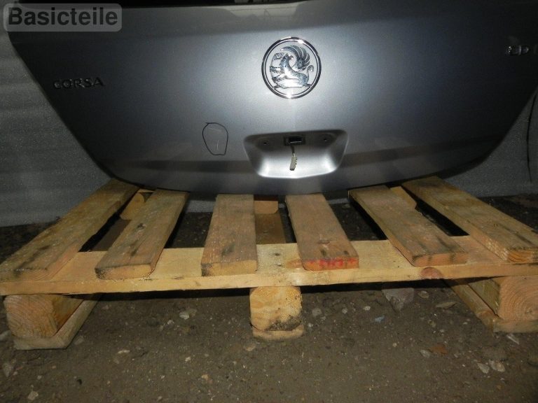 Opel Corsa D 5-tūres hečbeks aizmugurējā bagāžnieka vāks gaiši sudraba krāsā 163 Bagāžnieks