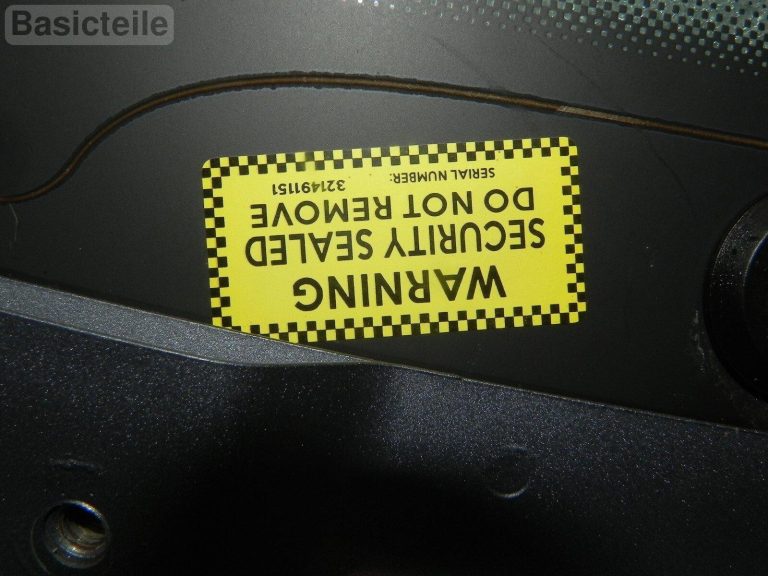 Opel Corsa D 5-tūres hečbeks aizmugurējā bagāžnieka vāks gaiši sudraba krāsā 163 Bagāžnieks