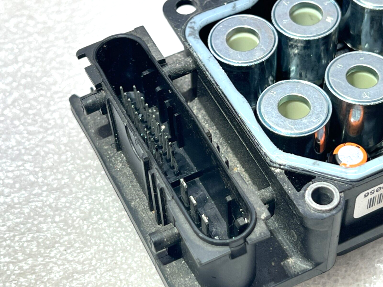 Opel Corsa C Meriva A Tigra B ABS hidrauliskā bloka vadības bloks