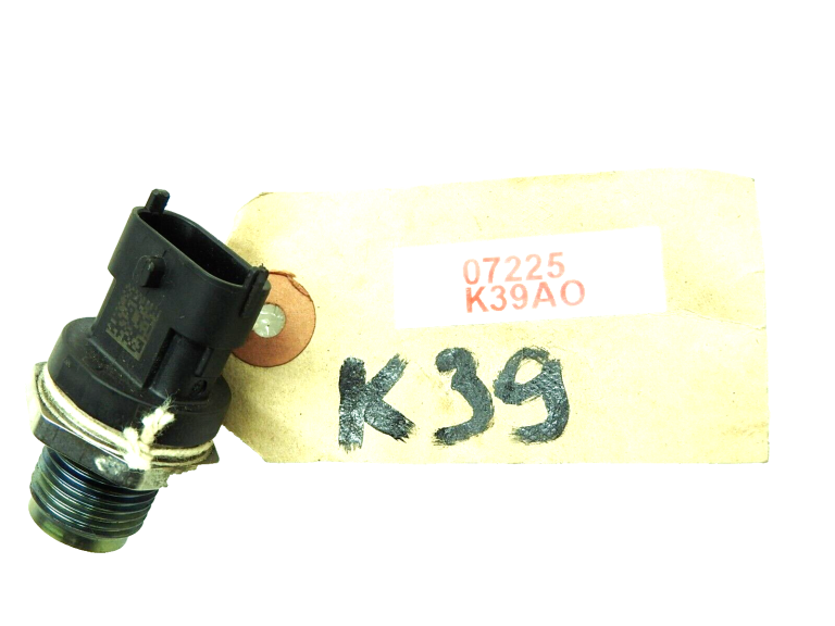 Oriģinālais Bosch degvielas spiediena sensors Alfa Fiat Lancia Opel Saab 0281002903