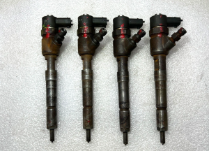 4 x degvielas iesmidzinātāju komplekts Opel Corsa D Astra J Meriva B AVEO 1.3TDI 93184178