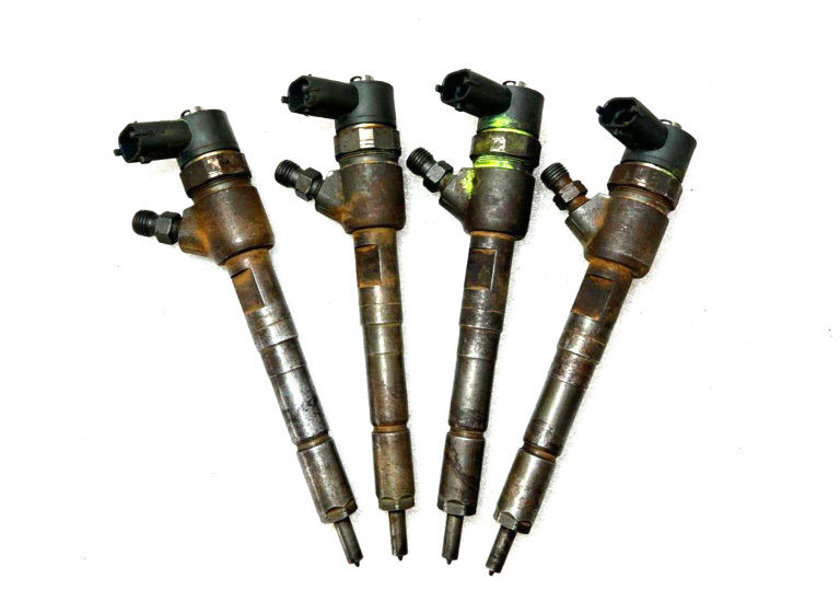 4 x degvielas iesmidzinātāju komplekts Opel Corsa D Astra J Meriva B AVEO 1.3TDI 93184178