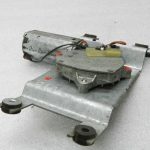 Opel Calibra A Aizmugurējā tīrītāja motors 90355863