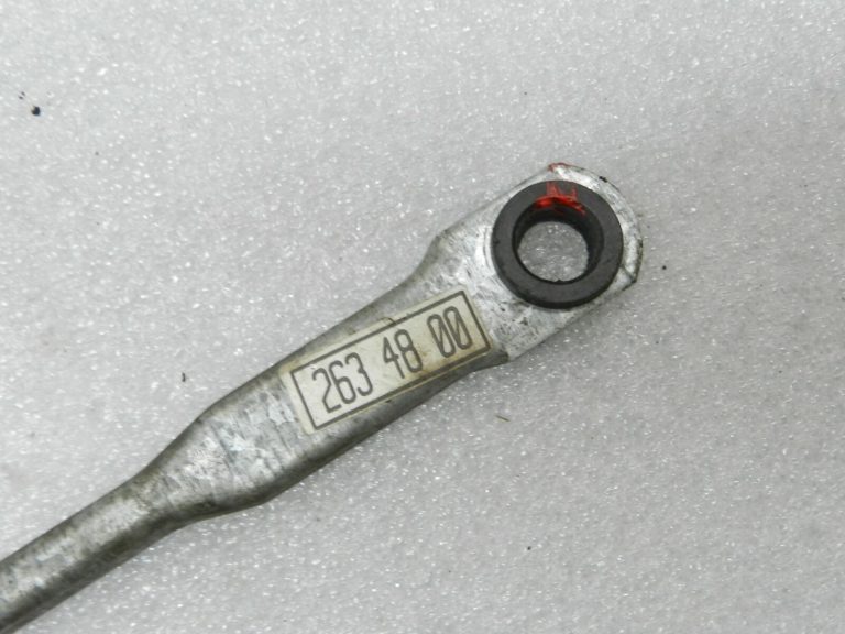Opel Calibra A Aizmugurējā tīrītāja motors Tīrītāju savienojums