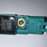 Opel Corsa D gaisa spilvena sensors 13271251