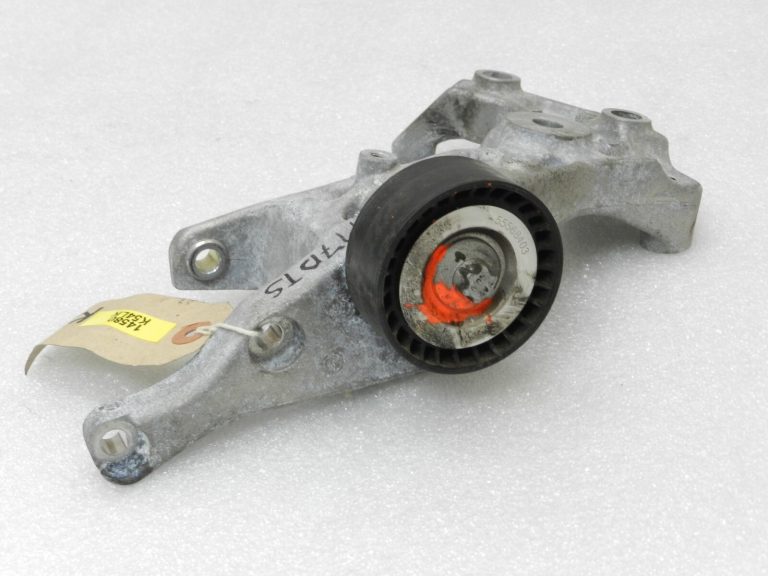 Opel Corsa D 1.7 CDTi A17DTS Oriģinālais ģeneratora kronšteins 98090590, 1204163