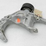 Opel Corsa D 1.7 CDTi A17DTS Oriģinālais ģeneratora kronšteins 98090590, 1204163