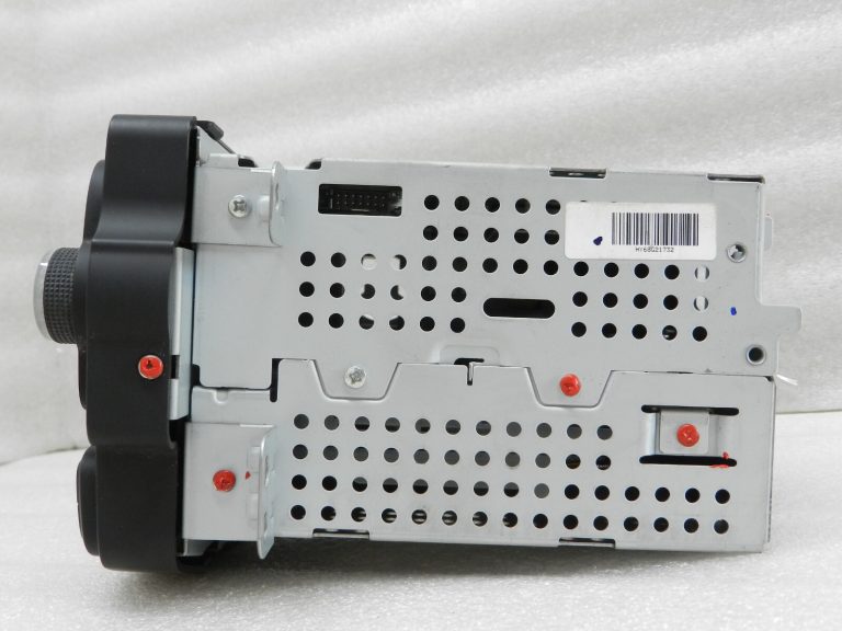 Opel Corsa E Adam auto radio vadības bloks Bluetooth USB AUX CD atskaņotājs 39012675