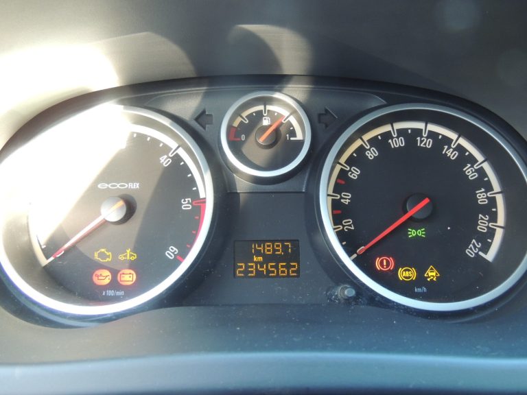 Opel Corsa D spidometrs spidometrs dīzeļdegvielas eco flex