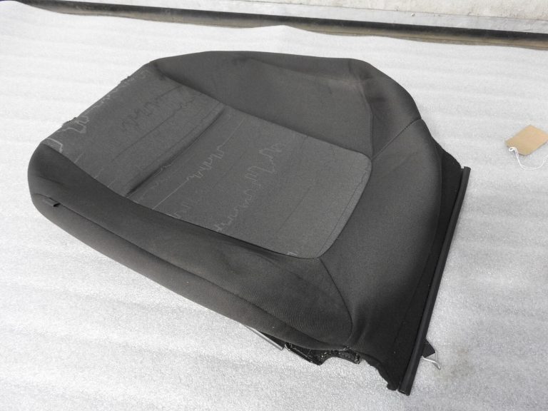 Opel Meriva B sēdekļa pārvalks priekšējā sēdekļa atzveltne labajā pusē melns/pelēks TABW TALE 13293698