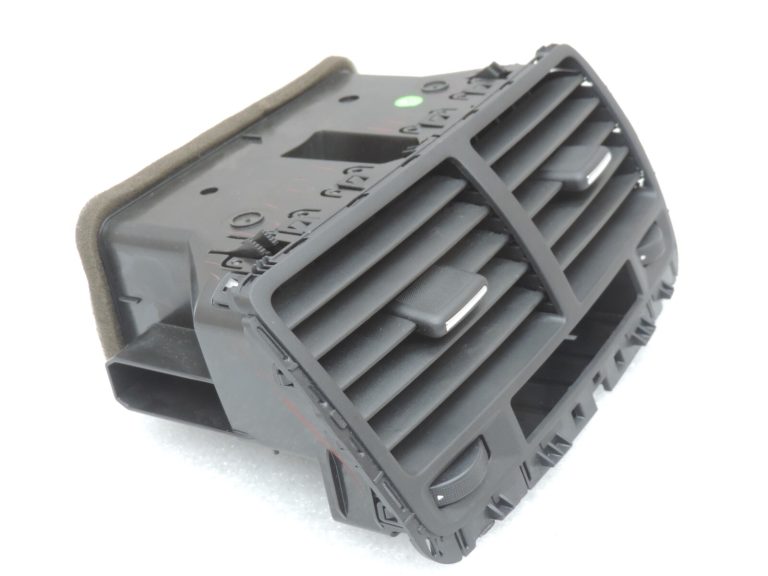 Oriģinālais Opel Meriva B instrumentu paneļa ventilācijas centrs 13299015, 1814017
