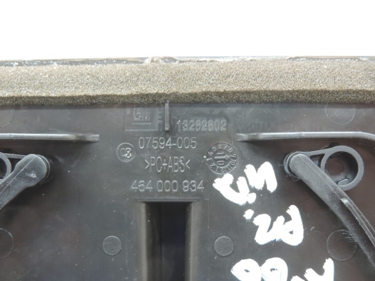 Oriģinālais Opel Meriva B instrumentu paneļa ventilācijas centrs 13299015, 1814017