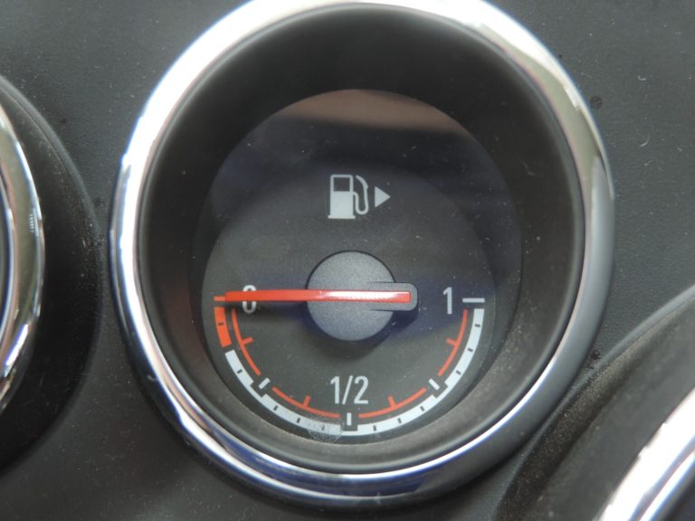 Oriģinālais Opel Meriva B 1.3/1.7 CDTi instrumentu klastera spidometrs 13346184, 13344361