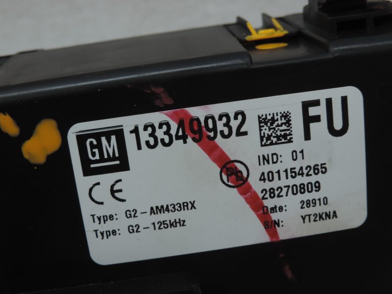 Oriģinālais Opel Meriva B komforta vadības bloks BCM 13349932