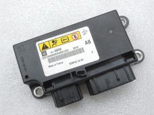 Оригинальный блок управления подушками безопасности Opel Meriva B 13576859, 13576859 AB, 1247095