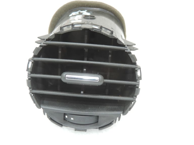 Oriģinālais Opel Meriva B paneļa ventilācijas atveres kreisais/labais 13262802, 13283940