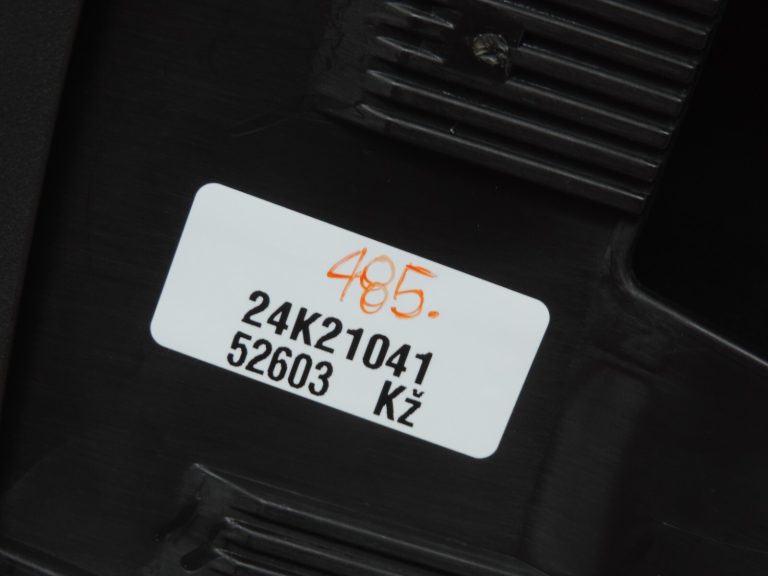 Oriģinālais Opel Meriva B instrumentu paneļa spidometra pārsegs 13347326 13347295 1234101