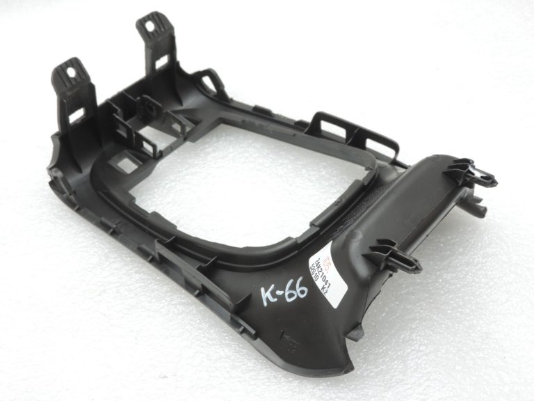 Oriģinālais Opel Meriva B centrālās konsoles pārnesumu sviras pārsegs 13315547 13258302