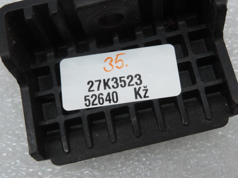 Oriģinālais Opel Meriva B akumulatora turētāja kronšteins 13278315 13312807 1202201