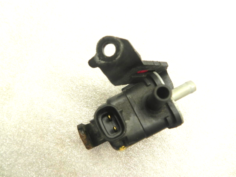 Oriģināls Lexus Toyota Denso elektromagnētiskais vārsts 90910-12276 Vaacum Switch Valve