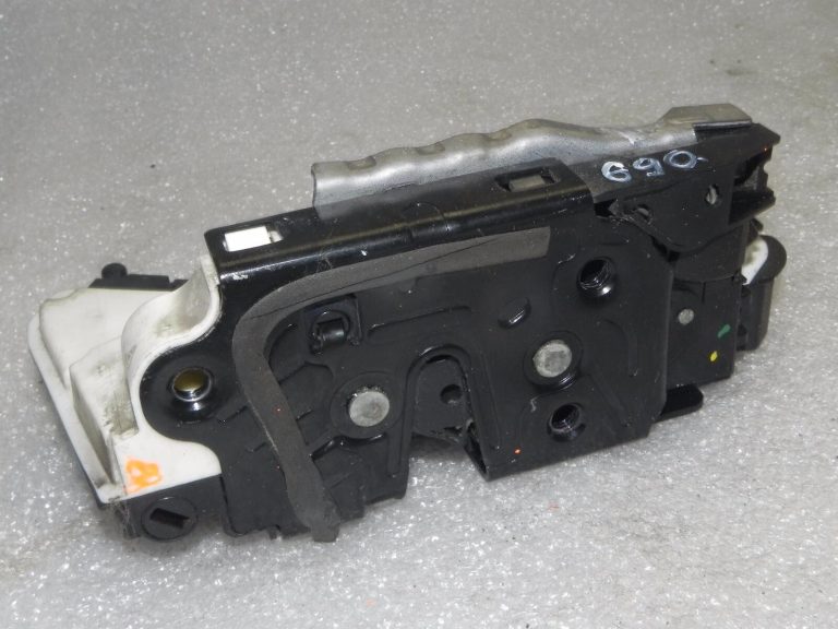 Oriģinālā oriģinālā oriģināla Detaļa Kiekert AG durvju slēdzene priekšējā labā Audi Skoda Seat VW 5K1837016D