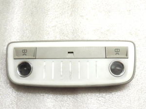 Mercedes W212 S212 C218 aizmugurējais interjera aizmugurējais apgaismojums Interjera apgaismojums A2128205001