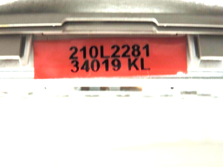 Mercedes W212 S212 C218 aizmugurējais interjera aizmugurējais apgaismojums Interjera apgaismojums A2128205001