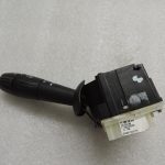 Oriģinālais Renault Clio IV Captur Trafic III Stūres kolonnas slēdža tīrītājs 8201168016