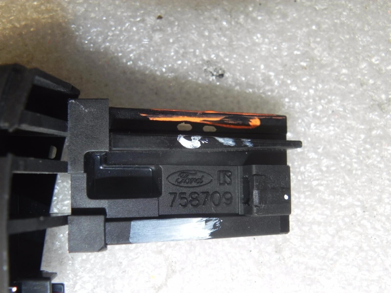 Ford Focus II Transit VII Kuga Radio kontroles audio slēdzis 1318965 758709