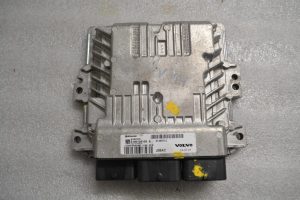 Volvo V40 V70 D4162T Engine control unit Control unit 36000608 31355712
