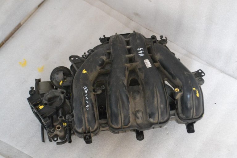 Oriģinālais 1.8 2.0 ieplūdes kolektors Volvo S40 V50 V70 Ford Focus C-Max Mondeo S-Max