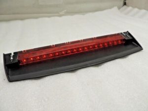 Audi A6 4G / A3 8V5 Trešā bremžu signāllukturis Stop gaisma PIEVIENOT STOP LIGHT