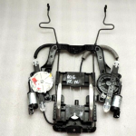 Audi A3 Q5 8R SQ5 A4 A5 A6 A7 4G Skursteņu balsts ar regulēšanas motoru 5N0881880G
