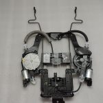 Audi A3 Q5 8R SQ5 A4 A5 A6 A7 4G Skursteņu balsts ar regulēšanas motoru 5N0881880G