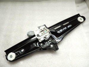 BMW X3 F25 Window regulator motor rear right 7258536 Window regulator rear right