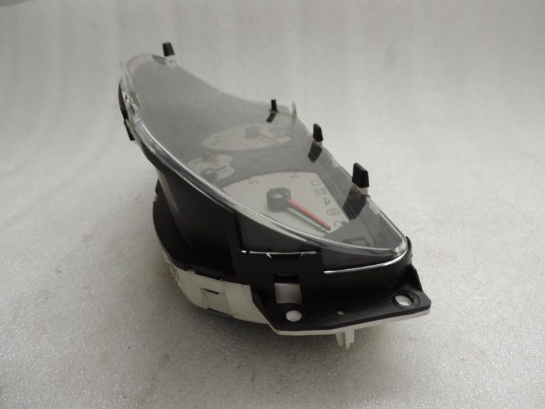 Hyundai Terracan dīzeļdzinējs Milen Instrumentu klasteris 94021-H1320