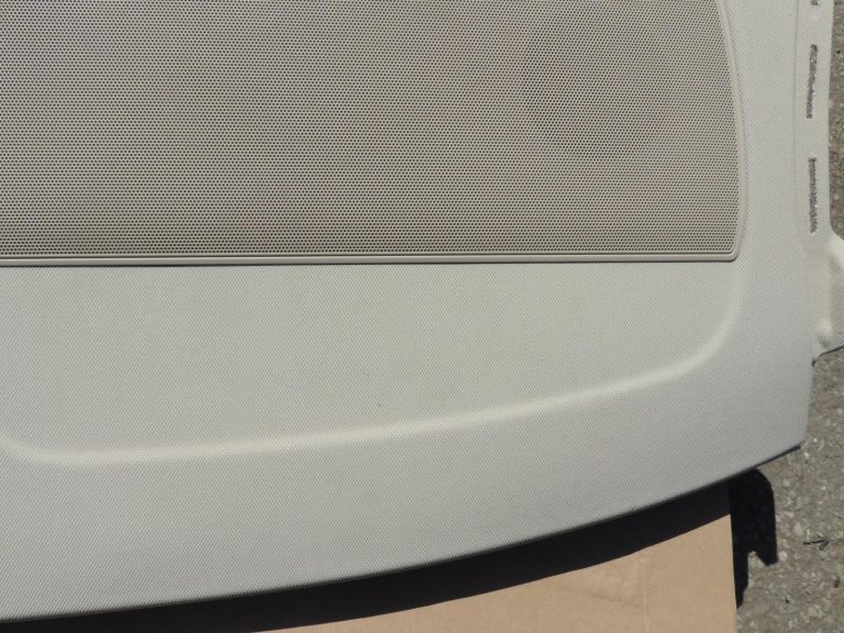 Audi A6 C7 4G Sedans Aizmugurējais bagāžas nodalījuma plaukts Atlas bēšs 4G5863411T JN2