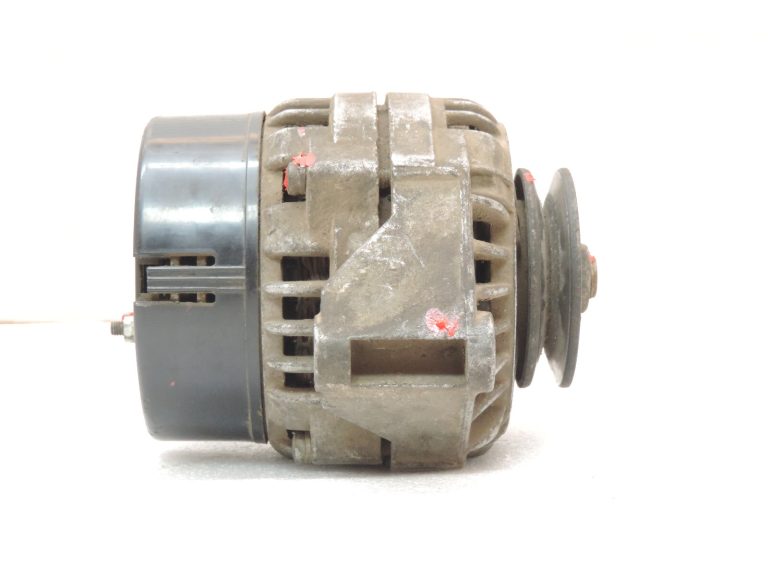 Lada Niva VAZ 21213 21214 1.7i КЗАТЭ KZATE ģenerators 14V 80A 21214-3701010